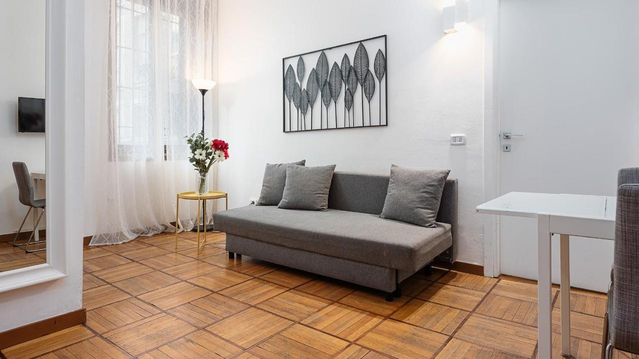 Italianway - Galleria Unione Apartment Milan Exterior photo